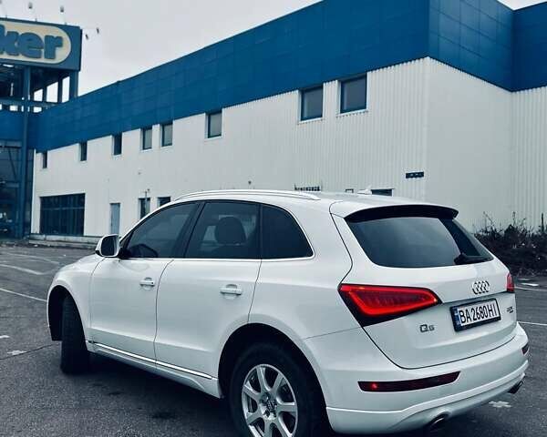 Белый Ауди Ку 5, объемом двигателя 1.98 л и пробегом 191 тыс. км за 13999 $, фото 6 на Automoto.ua