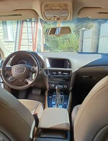 Белый Ауди Ку 5, объемом двигателя 1.98 л и пробегом 293 тыс. км за 12999 $, фото 4 на Automoto.ua