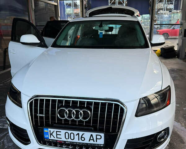 Белый Ауди Ку 5, объемом двигателя 1.98 л и пробегом 208 тыс. км за 16500 $, фото 12 на Automoto.ua