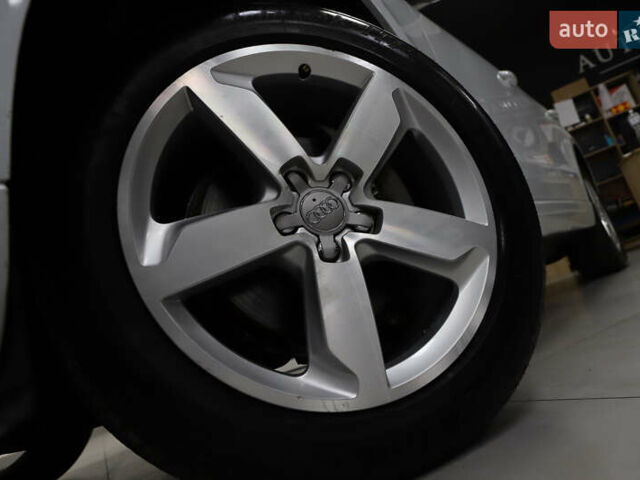 Білий Ауді Ку 5, об'ємом двигуна 2 л та пробігом 179 тис. км за 14900 $, фото 36 на Automoto.ua