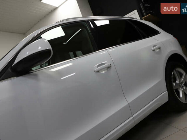 Білий Ауді Ку 5, об'ємом двигуна 2 л та пробігом 179 тис. км за 14900 $, фото 38 на Automoto.ua