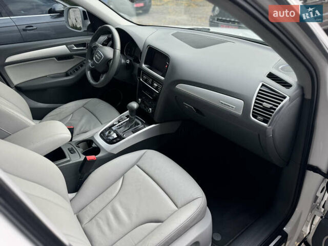 Ауди Ку 5 2012 в Дубно на Automoto.ua Белый Ауди Ку 5, объемом двигателя 1.98 л и пробегом 257 тыс. км за 12699 $, фото 54 на Automoto.ua