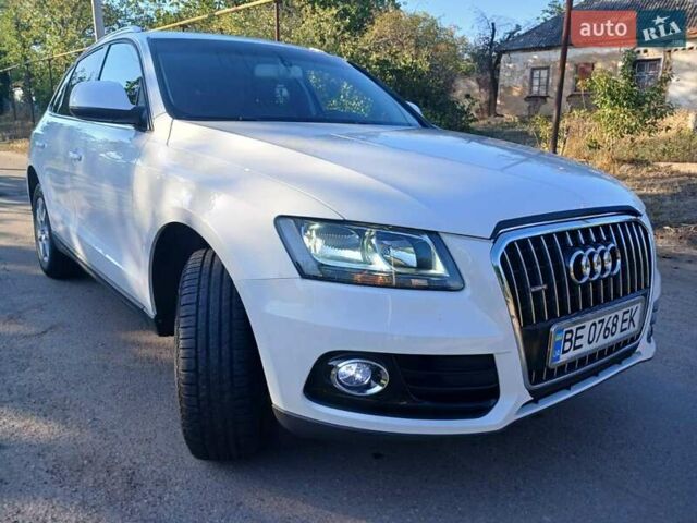Білий Ауді Ку 5, об'ємом двигуна 2 л та пробігом 219 тис. км за 19000 $, фото 7 на Automoto.ua