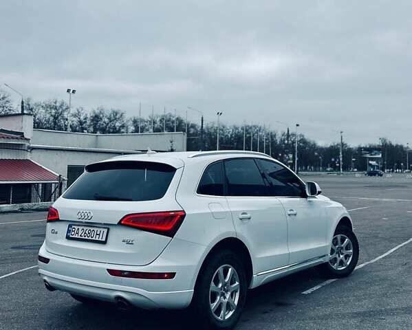 Белый Ауди Ку 5, объемом двигателя 1.98 л и пробегом 191 тыс. км за 13999 $, фото 4 на Automoto.ua