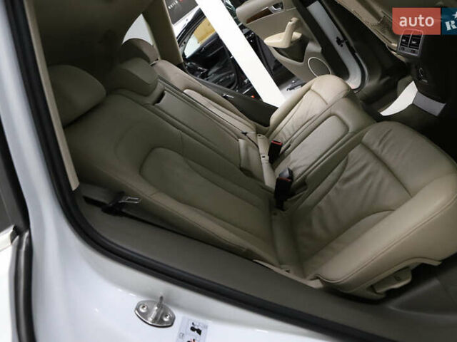 Білий Ауді Ку 5, об'ємом двигуна 2 л та пробігом 179 тис. км за 14900 $, фото 115 на Automoto.ua