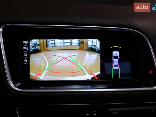 Білий Ауді Ку 5, об'ємом двигуна 2 л та пробігом 265 тис. км за 19500 $, фото 22 на Automoto.ua