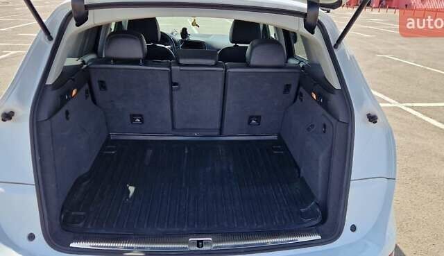 Белый Ауди Ку 5, объемом двигателя 1.98 л и пробегом 237 тыс. км за 18000 $, фото 19 на Automoto.ua