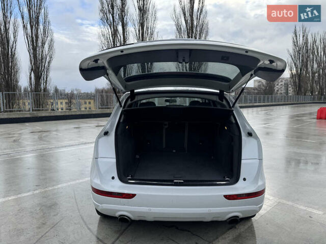 Белый Ауди Ку 5, объемом двигателя 1.98 л и пробегом 236 тыс. км за 12990 $, фото 11 на Automoto.ua