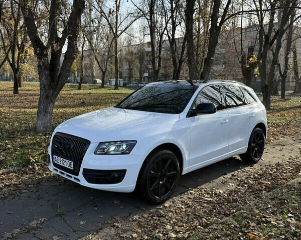 Белый Ауди Ку 5, объемом двигателя 1.98 л и пробегом 269 тыс. км за 15000 $, фото 9 на Automoto.ua