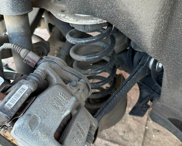 Білий Ауді Ку 5, об'ємом двигуна 1.98 л та пробігом 210 тис. км за 15500 $, фото 15 на Automoto.ua