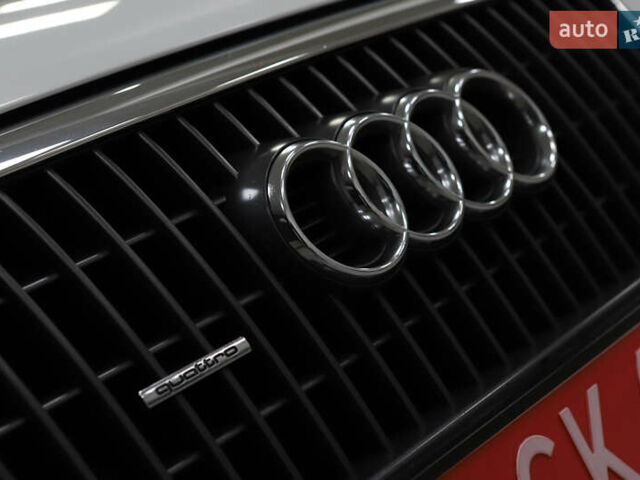 Білий Ауді Ку 5, об'ємом двигуна 2 л та пробігом 179 тис. км за 14900 $, фото 25 на Automoto.ua