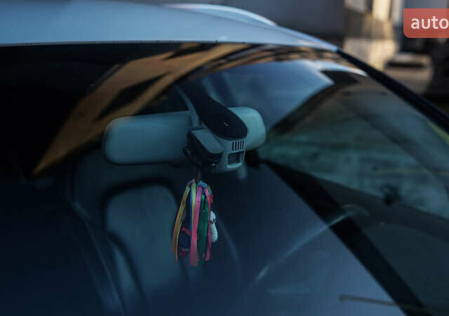 Белый Ауди Ку 5, объемом двигателя 1.97 л и пробегом 200 тыс. км за 16500 $, фото 28 на Automoto.ua