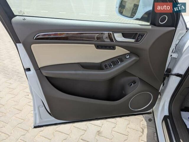 Ауди Ку 5 2012 в Коломые на Automoto.ua Белый Ауди Ку 5, объемом двигателя 3 л и пробегом 172 тыс. км за 15800 $, фото 11 на Automoto.ua