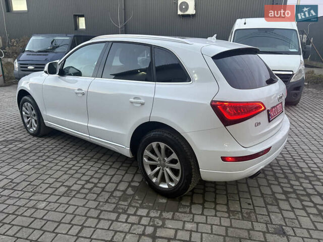 Білий Ауді Ку 5, об'ємом двигуна 2 л та пробігом 231 тис. км за 10800 $, фото 5 на Automoto.ua