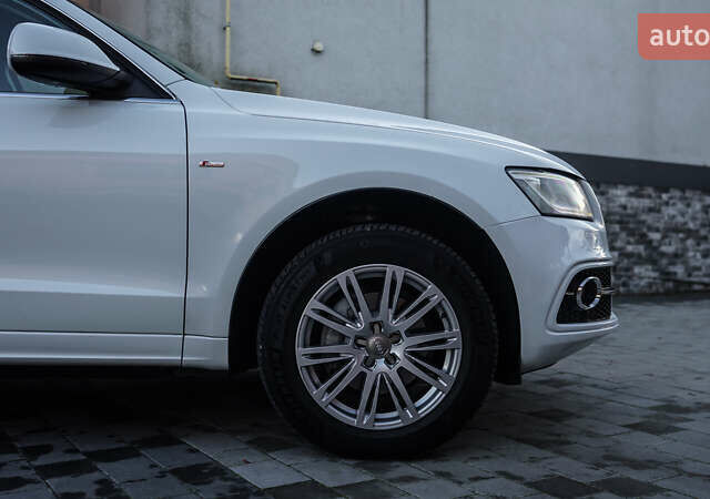 Белый Ауди Ку 5, объемом двигателя 1.97 л и пробегом 200 тыс. км за 16500 $, фото 8 на Automoto.ua