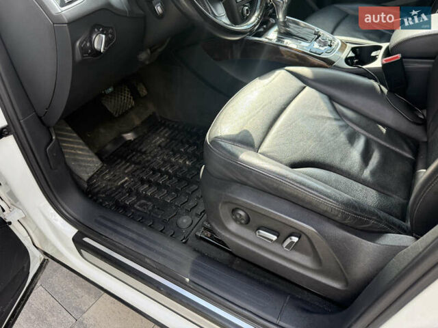 Белый Ауди Ку 5, объемом двигателя 1.98 л и пробегом 222 тыс. км за 12999 $, фото 8 на Automoto.ua