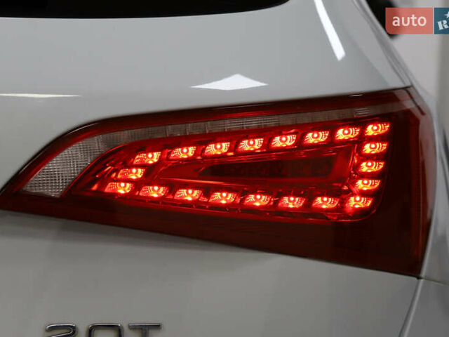 Білий Ауді Ку 5, об'ємом двигуна 2 л та пробігом 179 тис. км за 14900 $, фото 56 на Automoto.ua