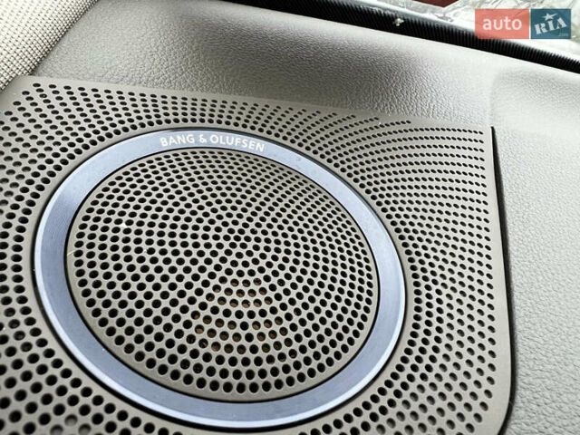 Белый Ауди Ку 5, объемом двигателя 2 л и пробегом 170 тыс. км за 12999 $, фото 33 на Automoto.ua
