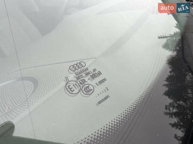 Белый Ауди Ку 5, объемом двигателя 2 л и пробегом 170 тыс. км за 12999 $, фото 39 на Automoto.ua
