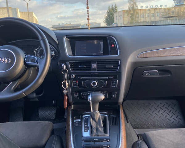 Белый Ауди Ку 5, объемом двигателя 2 л и пробегом 125 тыс. км за 17000 $, фото 4 на Automoto.ua