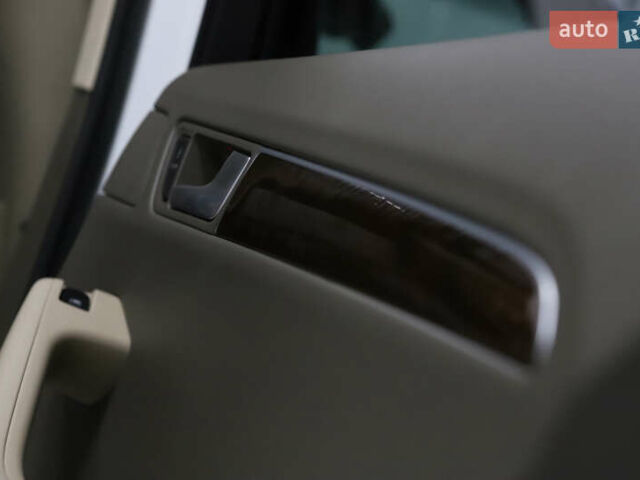 Білий Ауді Ку 5, об'ємом двигуна 2 л та пробігом 179 тис. км за 14900 $, фото 112 на Automoto.ua