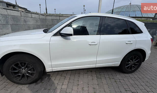 Белый Ауди Ку 5, объемом двигателя 1.98 л и пробегом 196 тыс. км за 14499 $, фото 3 на Automoto.ua