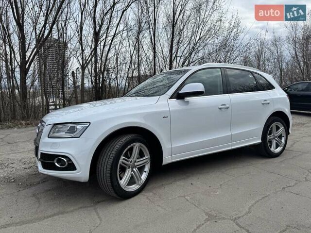 Белый Ауди Ку 5, объемом двигателя 2 л и пробегом 197 тыс. км за 17990 $, фото 1 на Automoto.ua