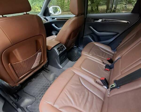 Белый Ауди Ку 5, объемом двигателя 1.98 л и пробегом 251 тыс. км за 12500 $, фото 7 на Automoto.ua