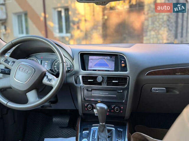 Белый Ауди Ку 5, объемом двигателя 1.98 л и пробегом 198 тыс. км за 13999 $, фото 15 на Automoto.ua