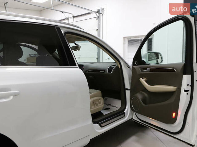 Білий Ауді Ку 5, об'ємом двигуна 2 л та пробігом 179 тис. км за 14900 $, фото 73 на Automoto.ua