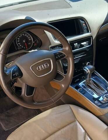 Белый Ауди Ку 5, объемом двигателя 1.98 л и пробегом 293 тыс. км за 12999 $, фото 5 на Automoto.ua