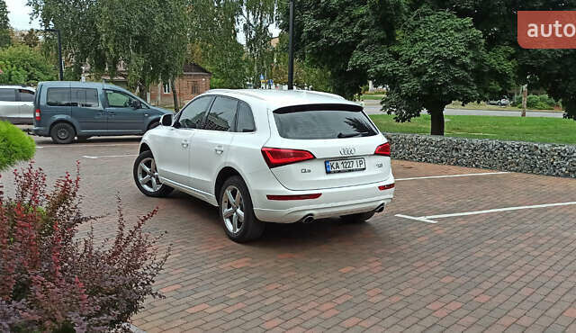 Белый Ауди Ку 5, объемом двигателя 2 л и пробегом 152 тыс. км за 15800 $, фото 1 на Automoto.ua