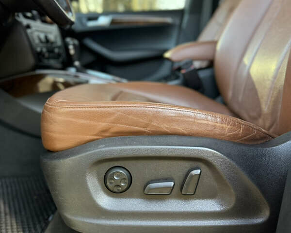 Белый Ауди Ку 5, объемом двигателя 1.98 л и пробегом 269 тыс. км за 15000 $, фото 21 на Automoto.ua