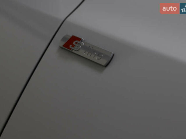 Білий Ауді Ку 5, об'ємом двигуна 2 л та пробігом 179 тис. км за 14900 $, фото 26 на Automoto.ua