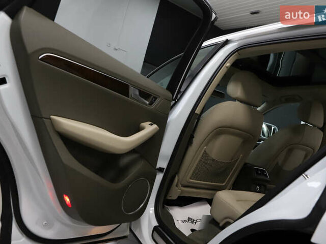 Білий Ауді Ку 5, об'ємом двигуна 2 л та пробігом 179 тис. км за 14900 $, фото 100 на Automoto.ua