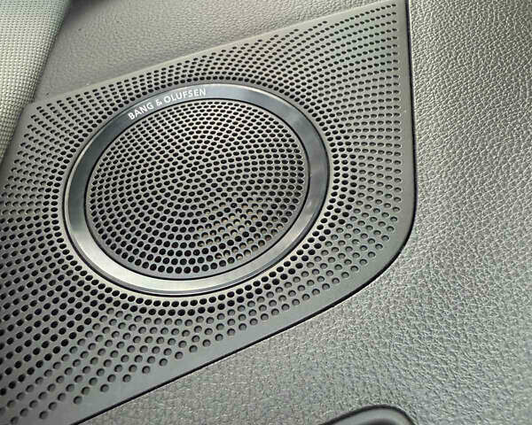 Белый Ауди Ку 5, объемом двигателя 1.97 л и пробегом 280 тыс. км за 16500 $, фото 13 на Automoto.ua
