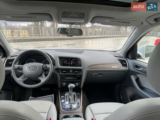 Белый Ауди Ку 5, объемом двигателя 1.98 л и пробегом 236 тыс. км за 12990 $, фото 7 на Automoto.ua