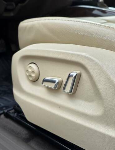 Белый Ауди Ку 5, объемом двигателя 1.98 л и пробегом 194 тыс. км за 17499 $, фото 53 на Automoto.ua