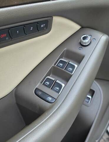 Белый Ауди Ку 5, объемом двигателя 1.98 л и пробегом 194 тыс. км за 17499 $, фото 55 на Automoto.ua