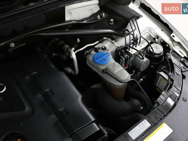 Білий Ауді Ку 5, об'ємом двигуна 2 л та пробігом 179 тис. км за 14900 $, фото 118 на Automoto.ua