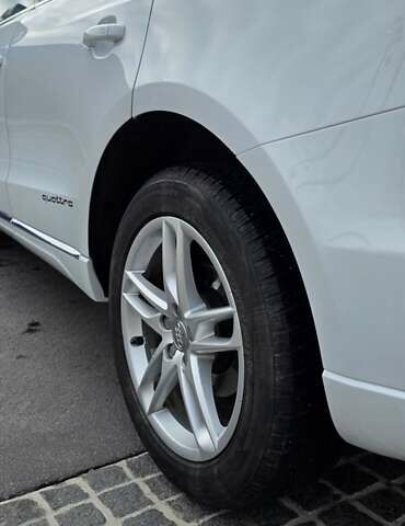 Белый Ауди Ку 5, объемом двигателя 1.98 л и пробегом 194 тыс. км за 17499 $, фото 14 на Automoto.ua