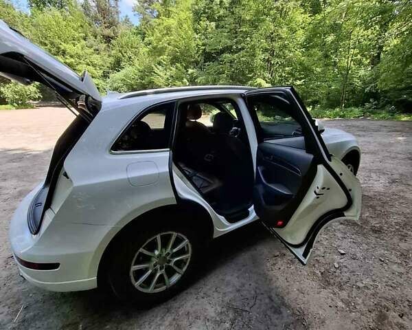 Ауди Ку 5 2012 в Львове на Automoto.ua Белый Ауди Ку 5, объемом двигателя 1.98 л и пробегом 251 тыс. км за 11500 $, фото 9 на Automoto.ua