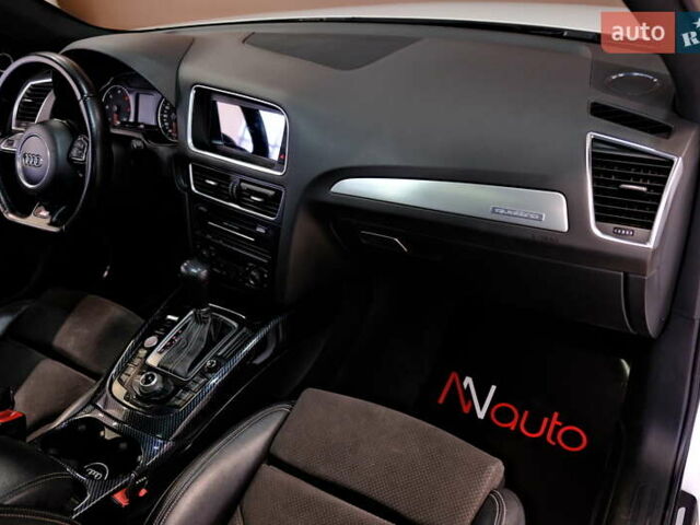 Білий Ауді Ку 5, об'ємом двигуна 2 л та пробігом 265 тис. км за 19500 $, фото 44 на Automoto.ua