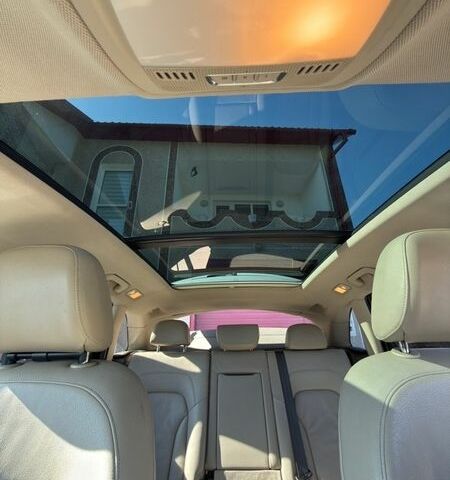 Белый Ауди Ку 5, объемом двигателя 1.98 л и пробегом 214 тыс. км за 15500 $, фото 20 на Automoto.ua