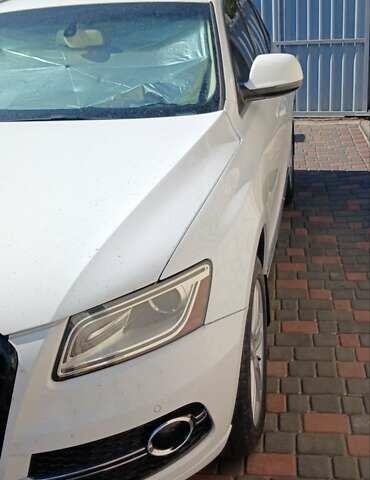 Белый Ауди Ку 5, объемом двигателя 1.98 л и пробегом 293 тыс. км за 12999 $, фото 2 на Automoto.ua