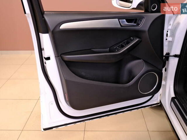 Білий Ауді Ку 5, об'ємом двигуна 2 л та пробігом 265 тис. км за 19500 $, фото 30 на Automoto.ua