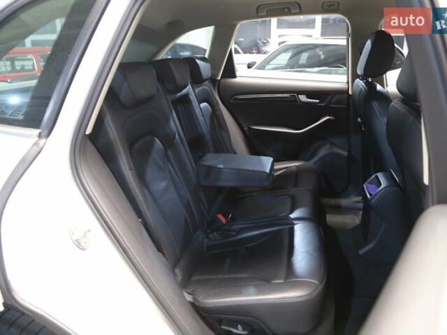 Белый Ауди Ку 5, объемом двигателя 1.97 л и пробегом 137 тыс. км за 18000 $, фото 10 на Automoto.ua