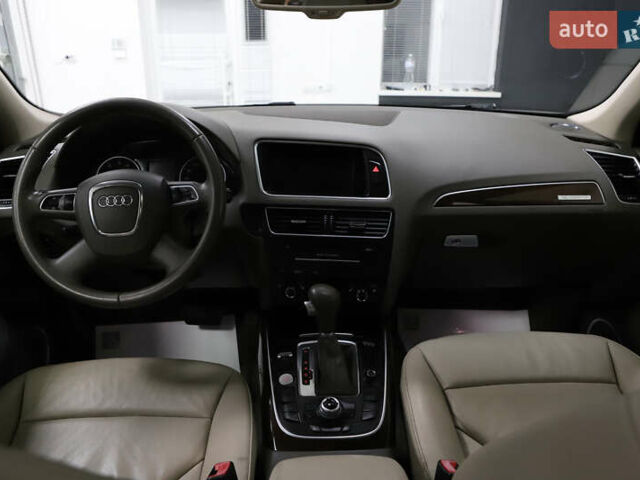 Білий Ауді Ку 5, об'ємом двигуна 2 л та пробігом 179 тис. км за 14900 $, фото 106 на Automoto.ua
