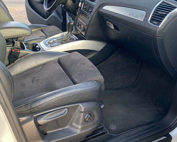 Белый Ауди Ку 5, объемом двигателя 3 л и пробегом 280 тыс. км за 16500 $, фото 18 на Automoto.ua