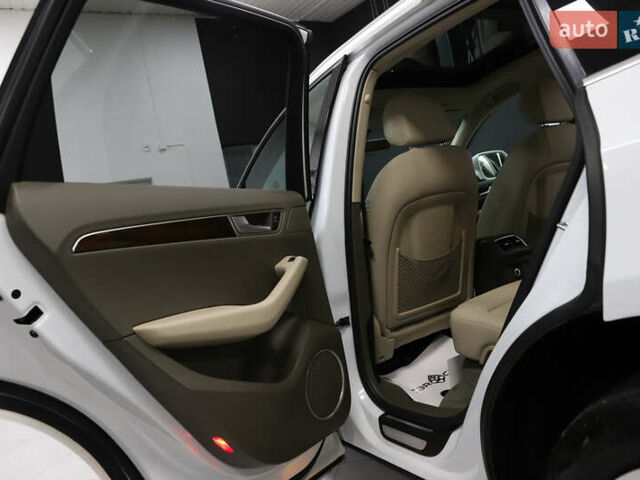 Білий Ауді Ку 5, об'ємом двигуна 2 л та пробігом 179 тис. км за 14900 $, фото 99 на Automoto.ua